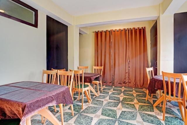 Hotel Siddhi Vinayak Regency, Mg Marg 甘托克 外观 照片