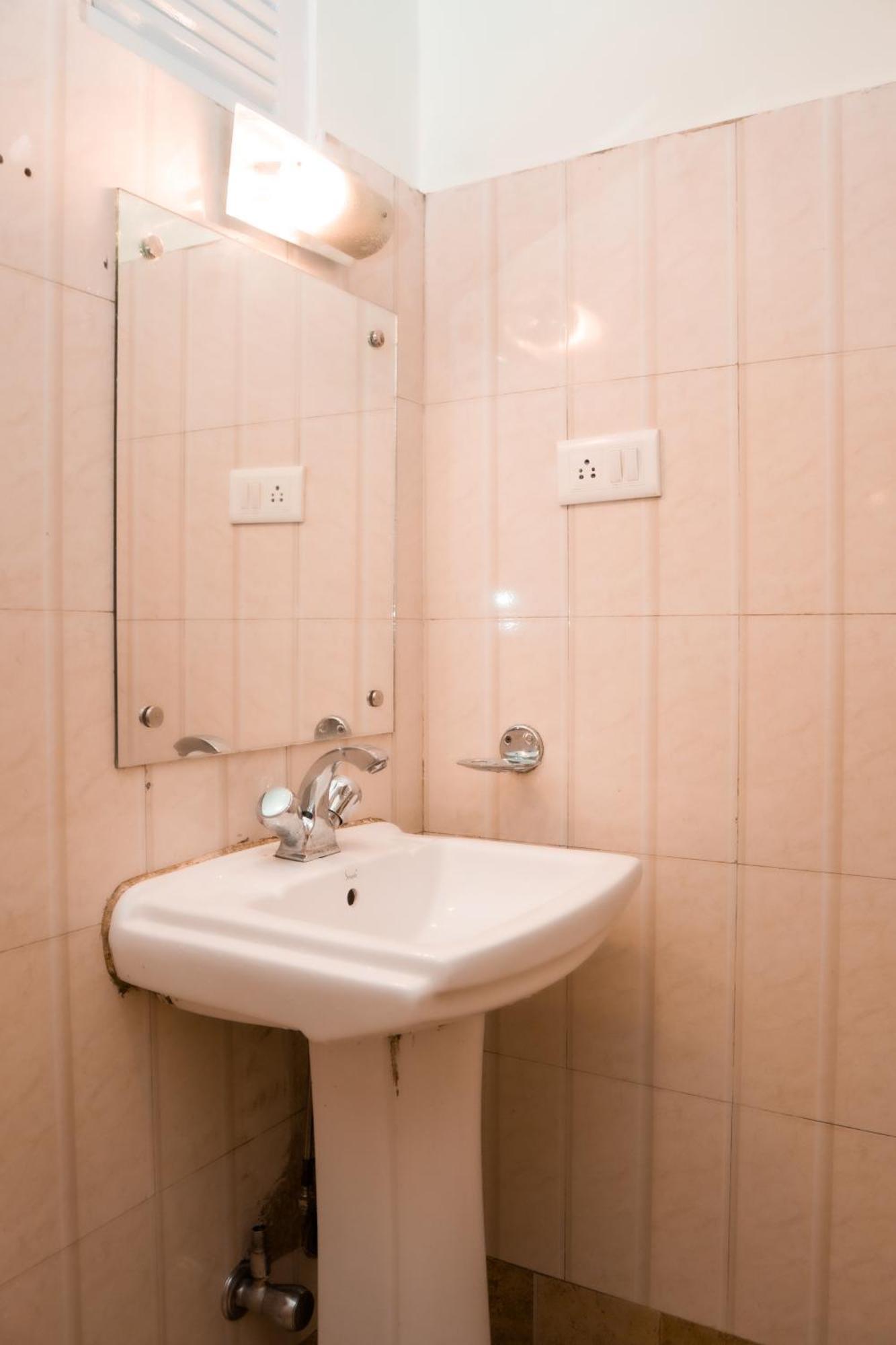 Hotel Siddhi Vinayak Regency, Mg Marg 甘托克 外观 照片