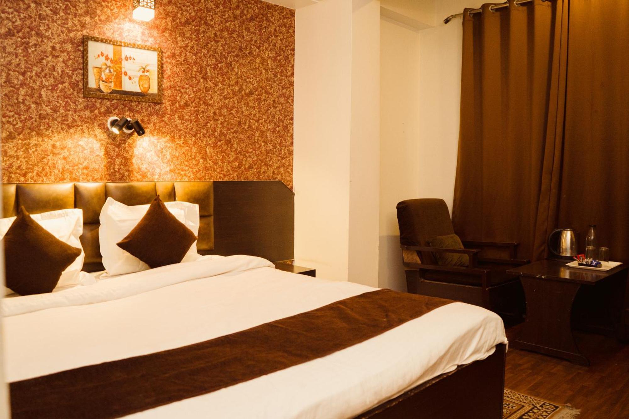 Hotel Siddhi Vinayak Regency, Mg Marg 甘托克 外观 照片